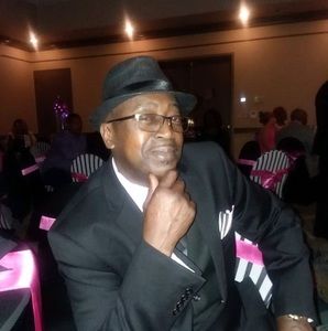 Meet your Posher, Robert